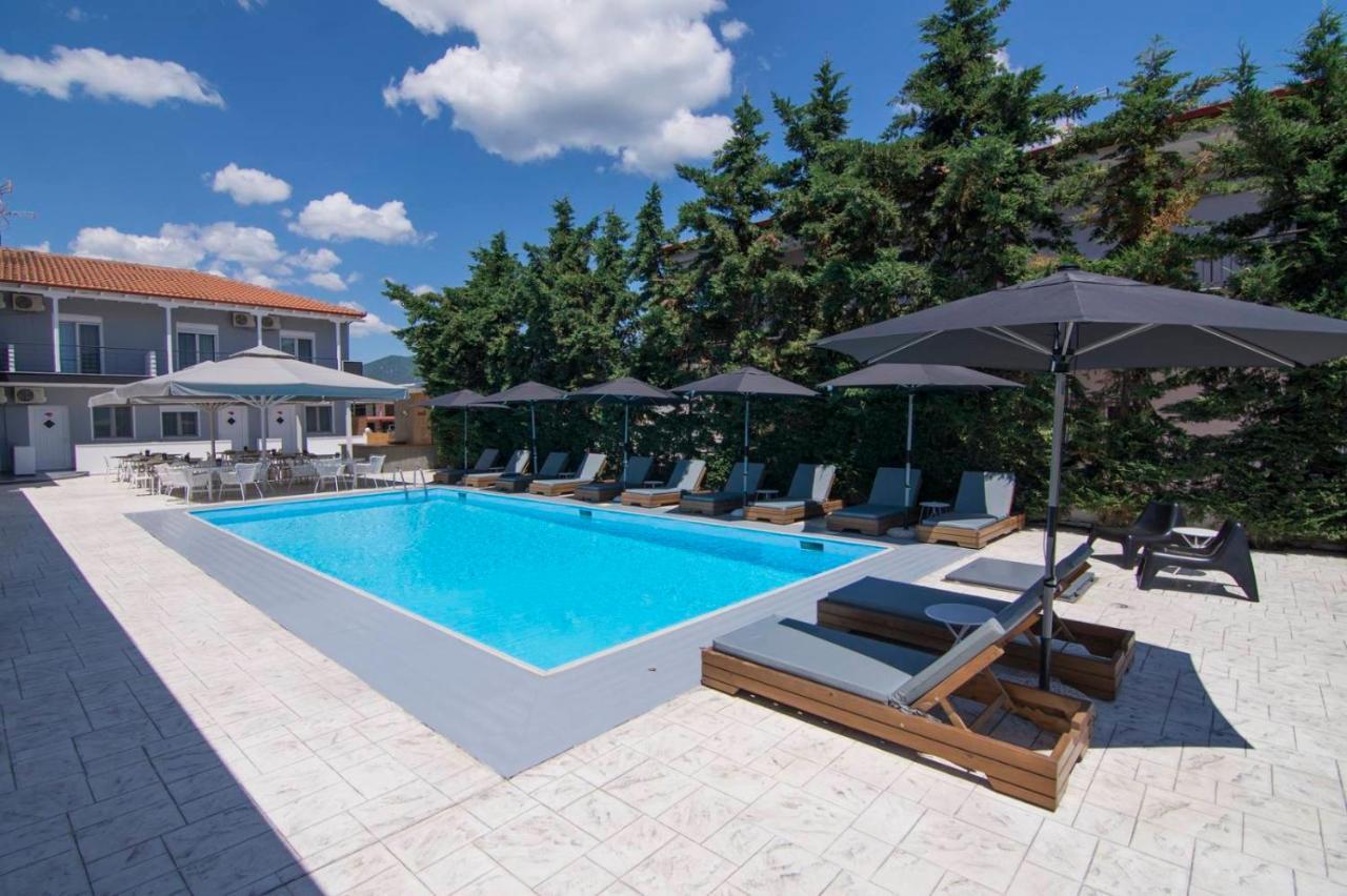 Philoxenia Suites Nea Vrasna Luaran gambar