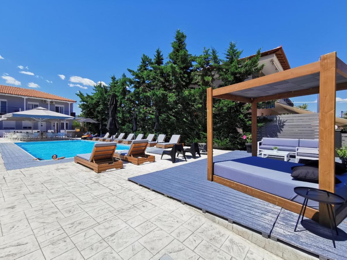 Philoxenia Suites Nea Vrasna Luaran gambar