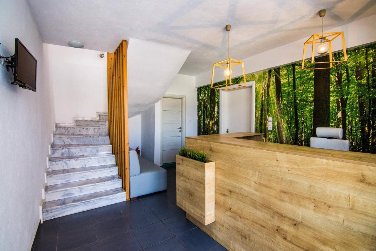 Philoxenia Suites Nea Vrasna Luaran gambar