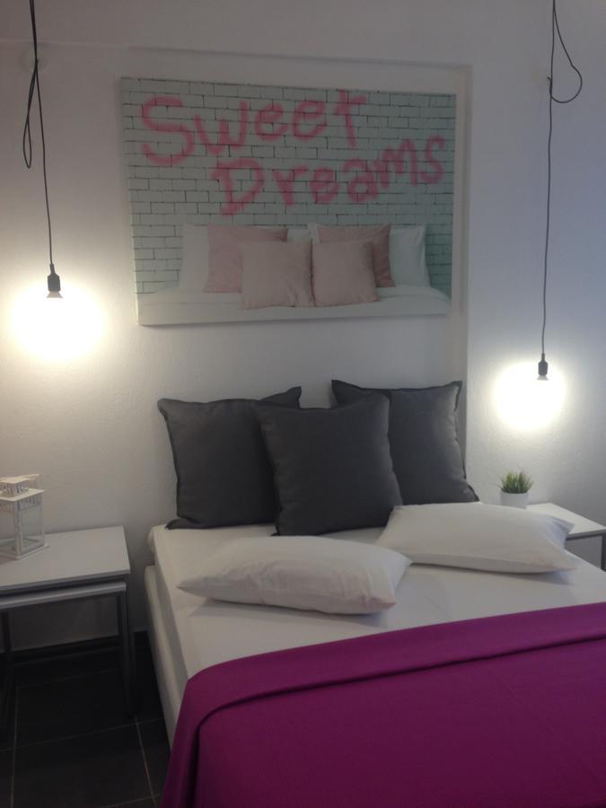 Philoxenia Suites Nea Vrasna Luaran gambar
