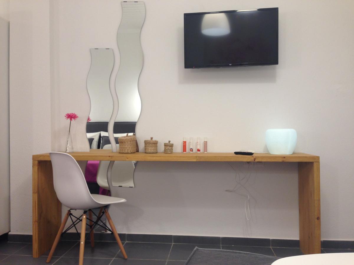 Philoxenia Suites Nea Vrasna Luaran gambar
