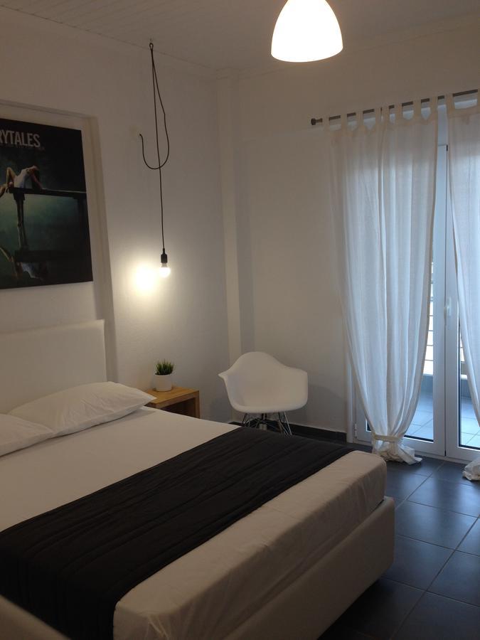 Philoxenia Suites Nea Vrasna Luaran gambar